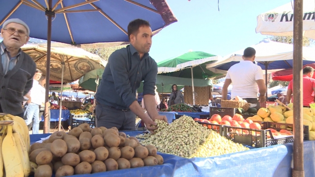 Mersin meyvesi Antalya pazarlarında yerini aldı